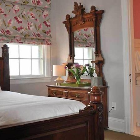 Peter Shields Inn & Restaurant Cape May Exteriör bild